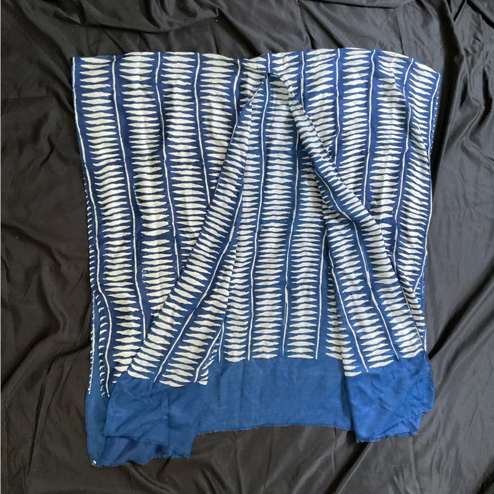Blue and White Pleated Resort Wrap NWOT